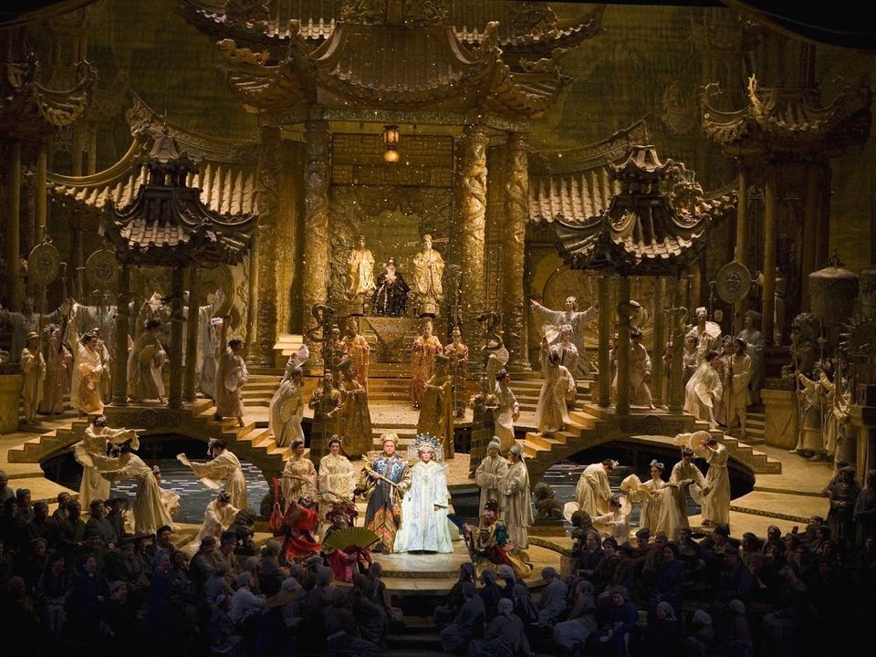 Turandot, Tử Cẩm Thành và ngoại giao "opera"